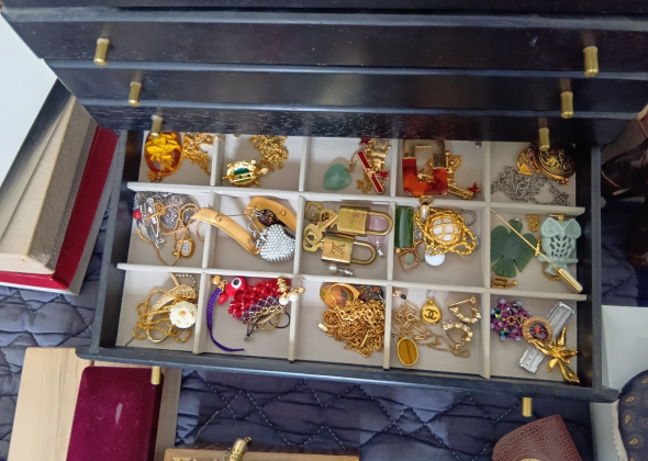 メッキ・ブランド・アクセサリーets